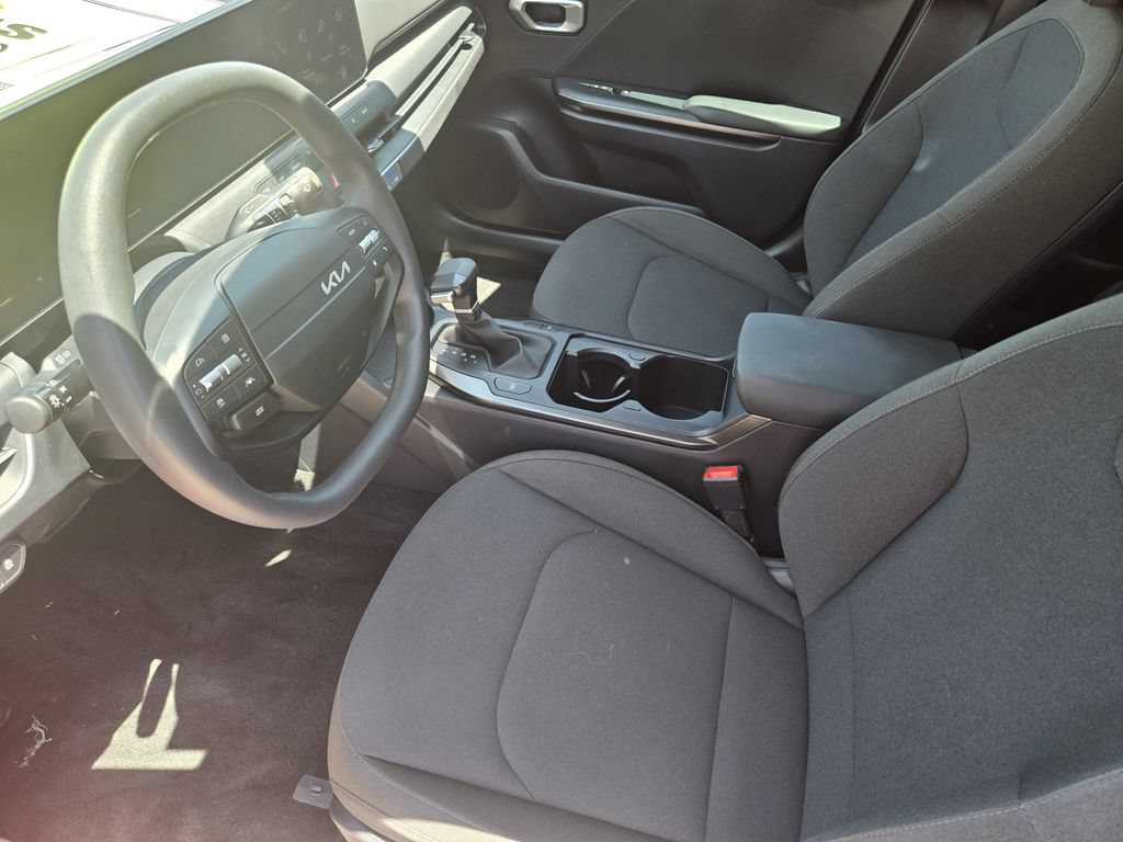 New 2026 Kia K4 FWD image 9