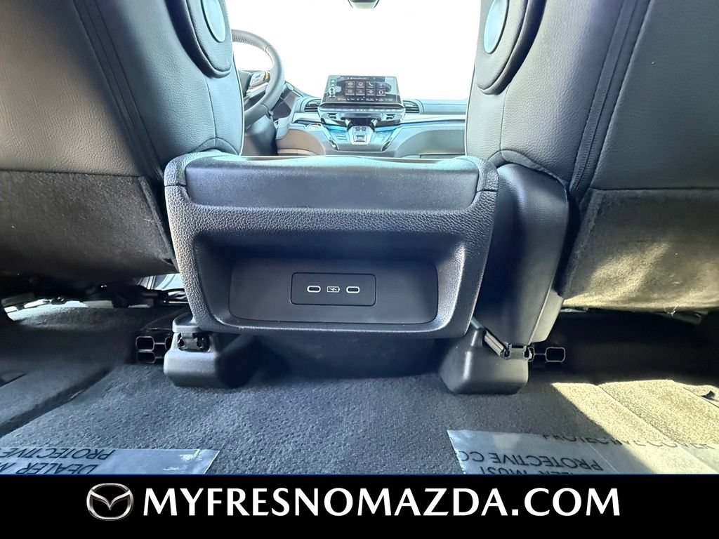 Used 2025 Honda Odyssey Touring image 41
