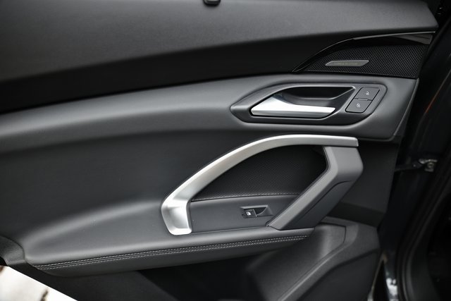 New 2025 Audi Q5 Premium Plus image 23