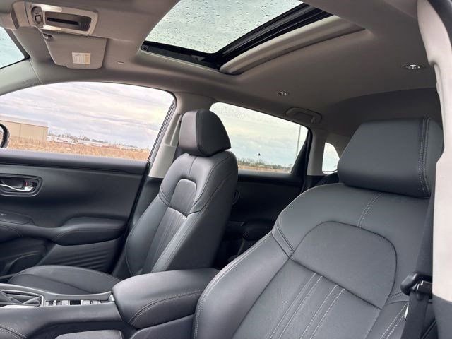 Used 2023 Honda HR-V EX-L image 11