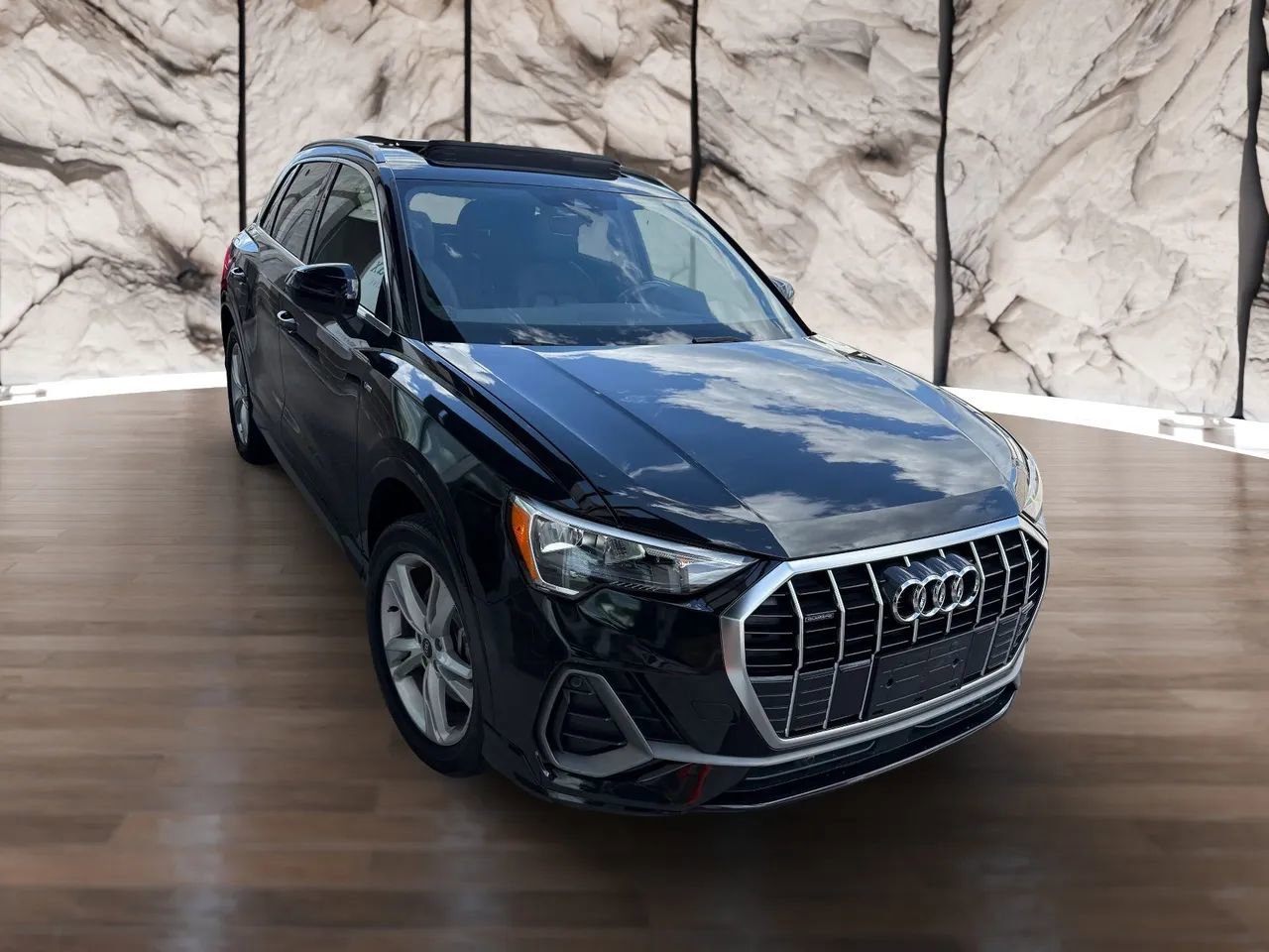 Used 2021 Audi Q3 2.0T Premium w/ Convenience Package AWD/4WD image 26