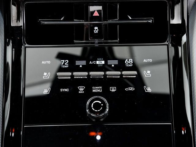 Certified 2025 Porsche Panamera 4 image 20