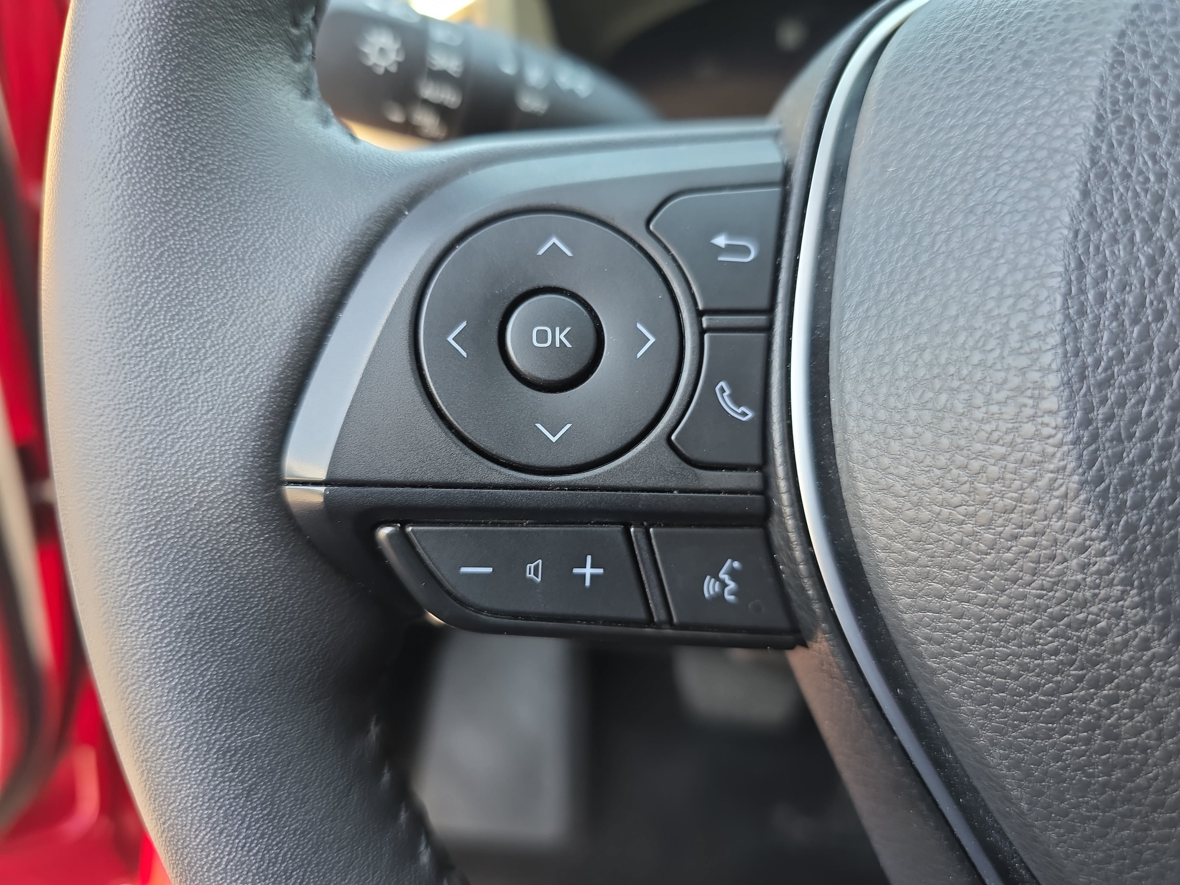 Used 2024 Toyota RAV4 Limited w/ Weather Package FWD image 17