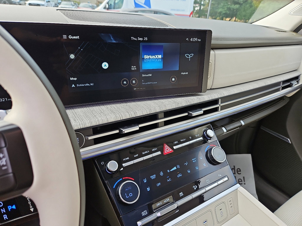 Used 2025 Hyundai Santa Fe Calligraphy image 28