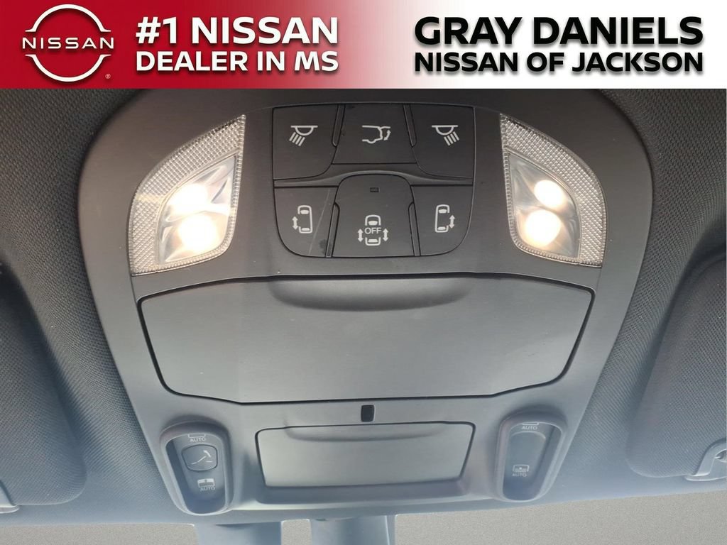 Used 2020 Chrysler Pacifica Touring-L Plus FWD image 21