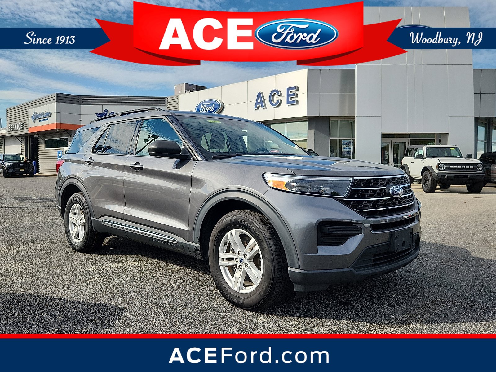 Used 2023 Ford Explorer XLT