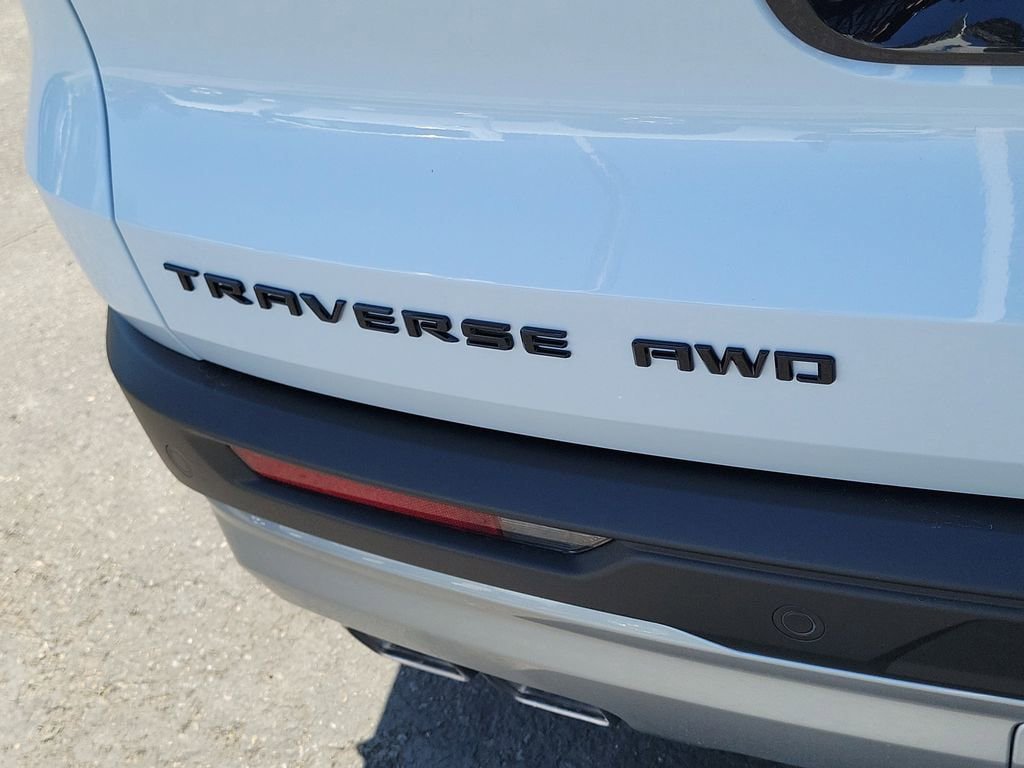 New 2026 Chevrolet Traverse Z71 w/ Enhanced Driving Package AWD/4WD image 21