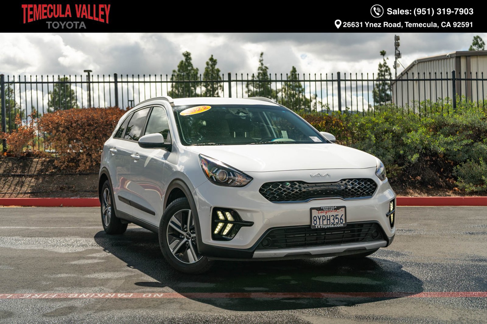 Used 2022 Kia Niro LXS FWD image 1