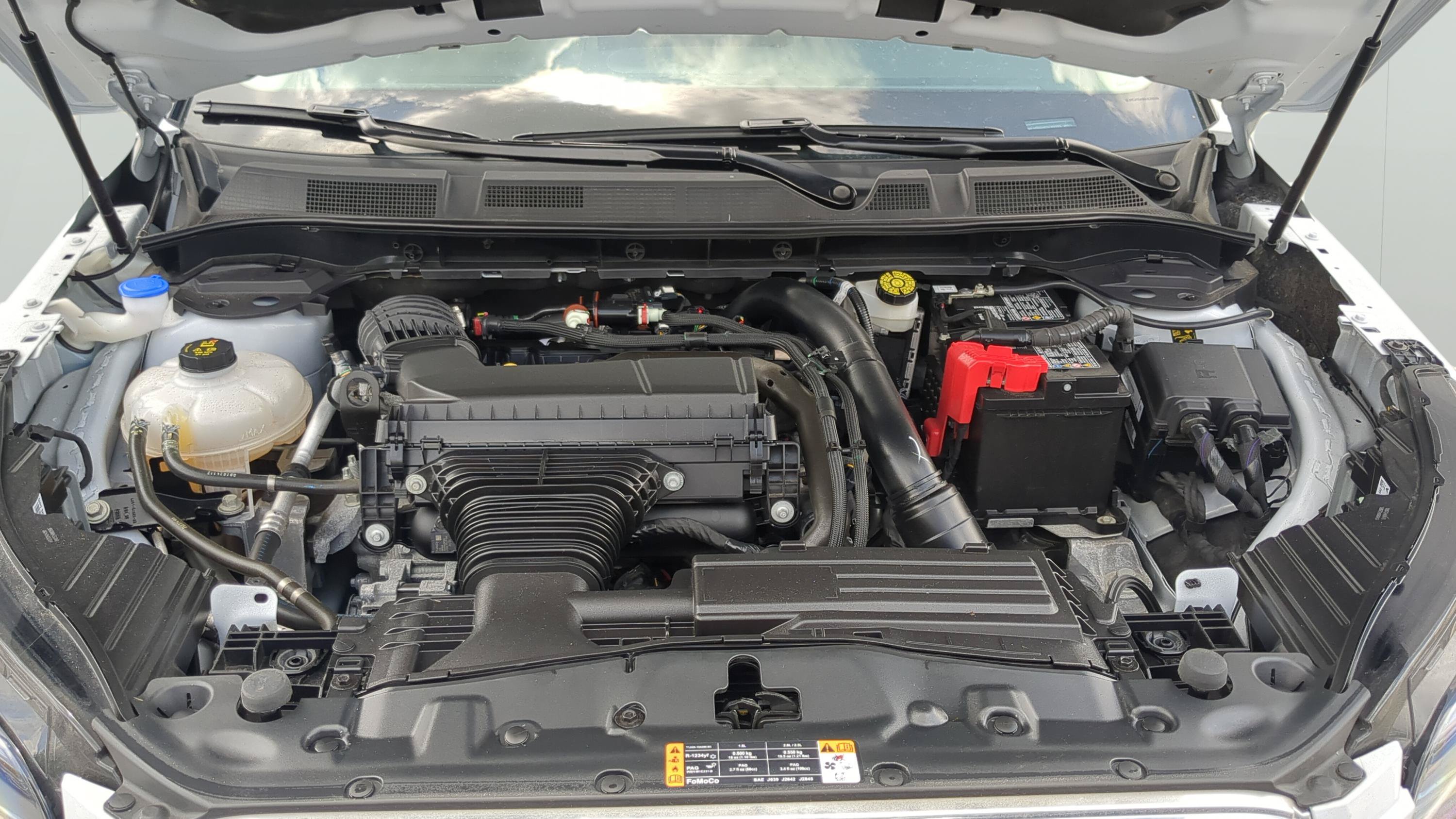 Used 2025 Lincoln Corsair AWD image 24