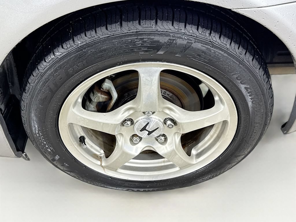 Used 2003 Honda S2000 image 32