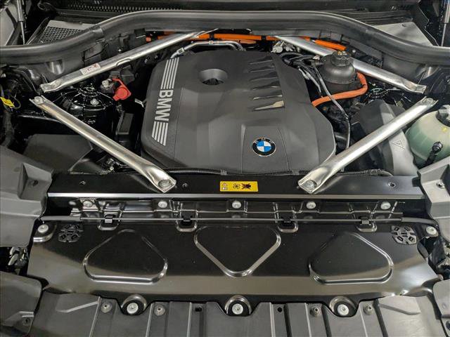 Used 2026 BMW X5 xDrive50e AWD/4WD image 18