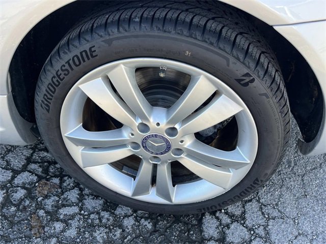 Used 2011 Mercedes-Benz SLK 300 image 11