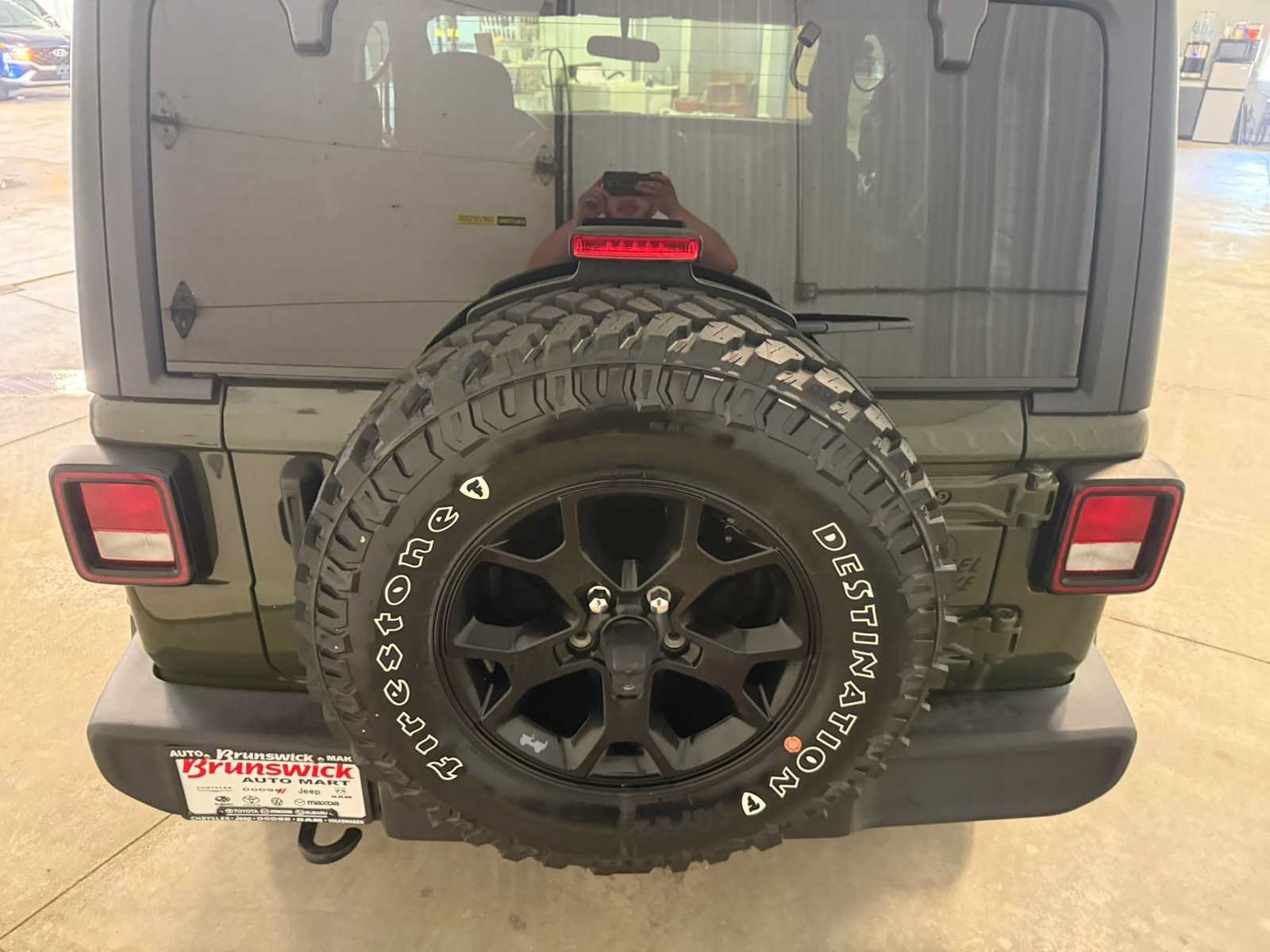 Used 2021 Jeep Wrangler Sport AWD/4WD image 16