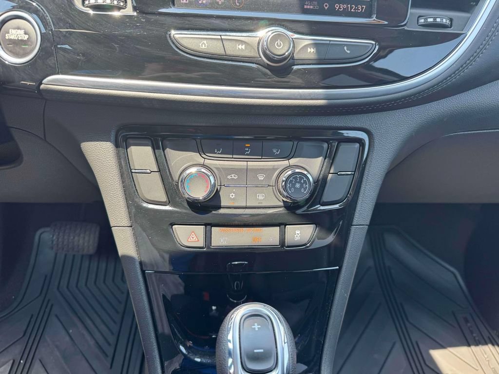 Used 2022 Buick Encore Preferred w/ Safety Package AWD/4WD image 32