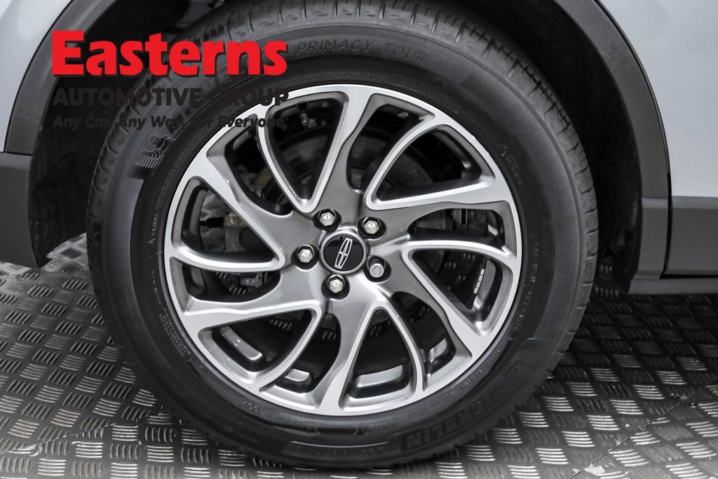 Used 2022 Lincoln Corsair AWD w/ Equipment Group 101A image 32