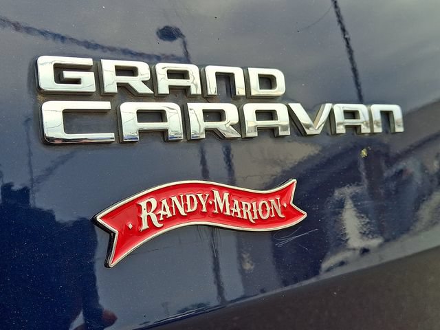 Used 2015 Dodge Grand Caravan SXT w/ UConnect Hands-Free Group FWD image 29