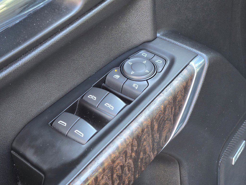 Used 2019 GMC Sierra 1500 Denali w/ Denali Ultimate Package image 22