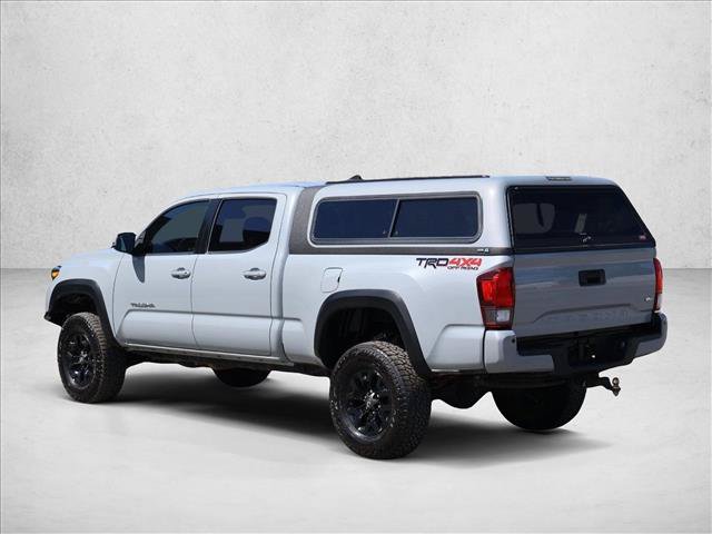 Used 2018 Toyota Tacoma TRD Off-Road w/ Technology Package AWD/4WD image 8