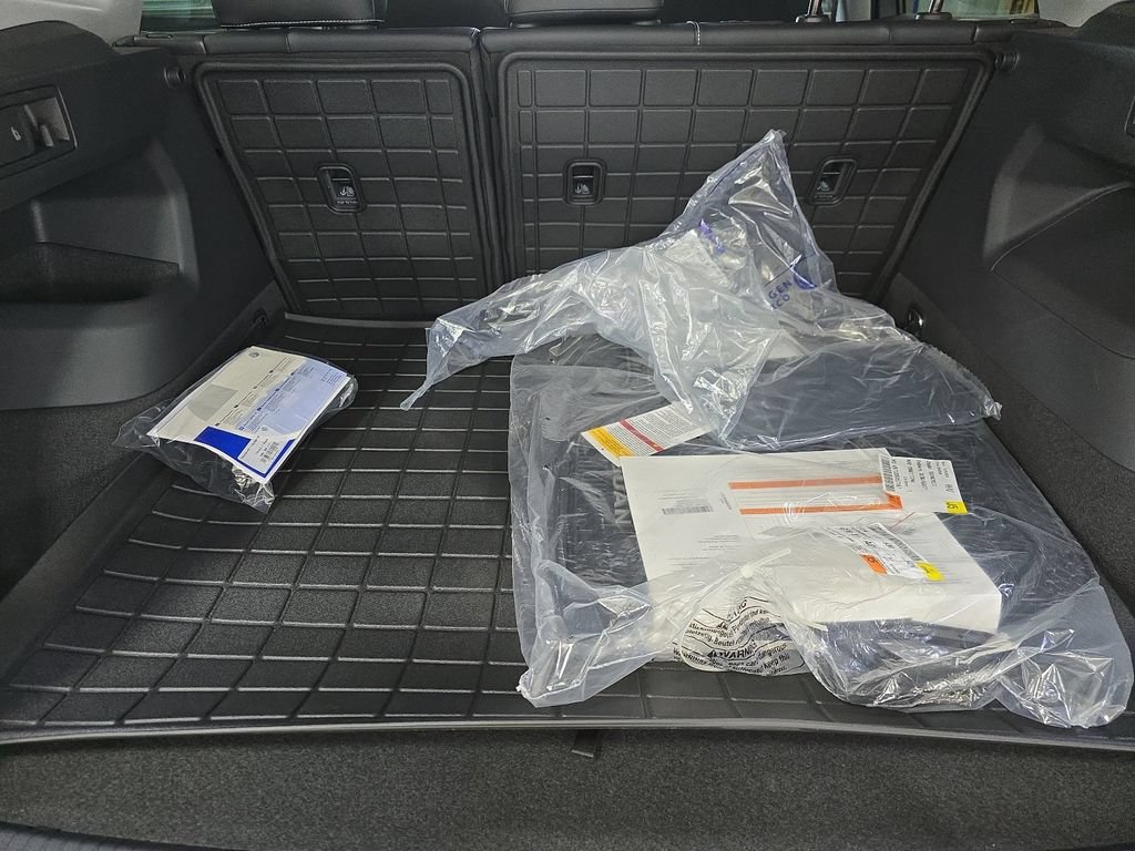 New 2026 Volkswagen Tiguan SE AWD/4WD image 19
