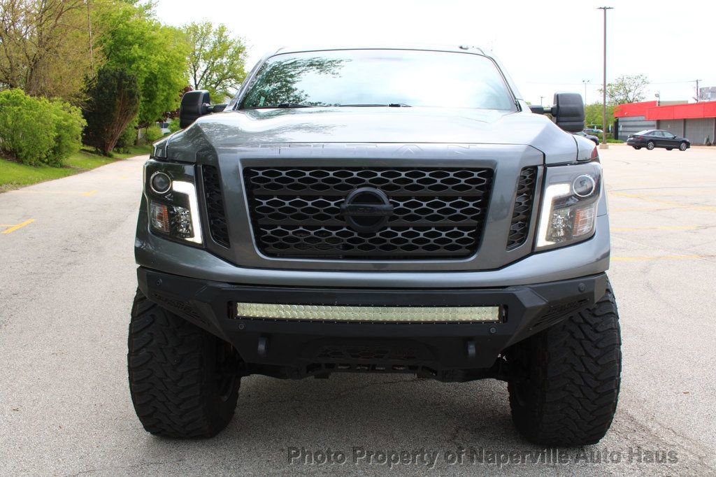 Used 2018 Nissan Titan SL w/ Midnight Edition AWD/4WD image 9