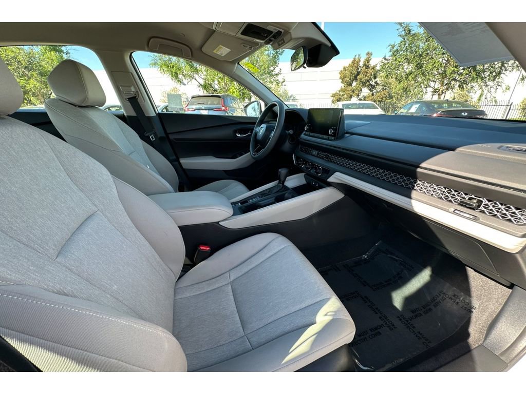 Used 2024 Honda Accord LX image 18