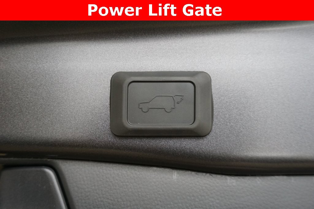 New 2025 Toyota RAV4 XLE image 21