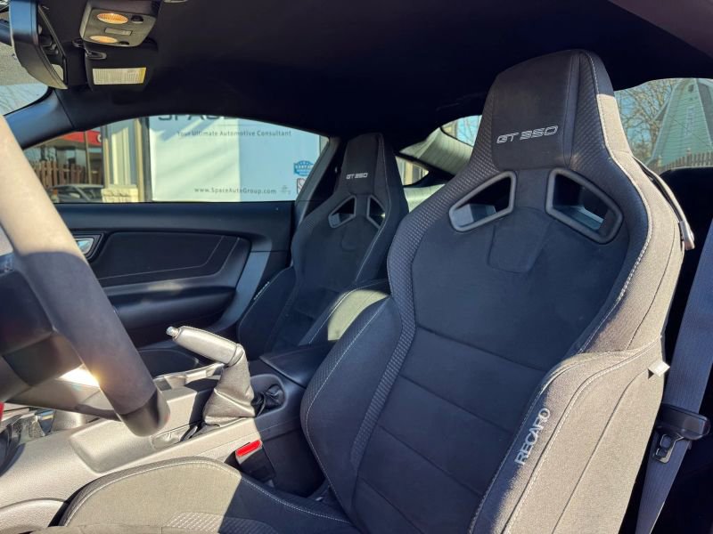 Used 2017 Ford Mustang Shelby GT350 w/ Electronics Package image 18