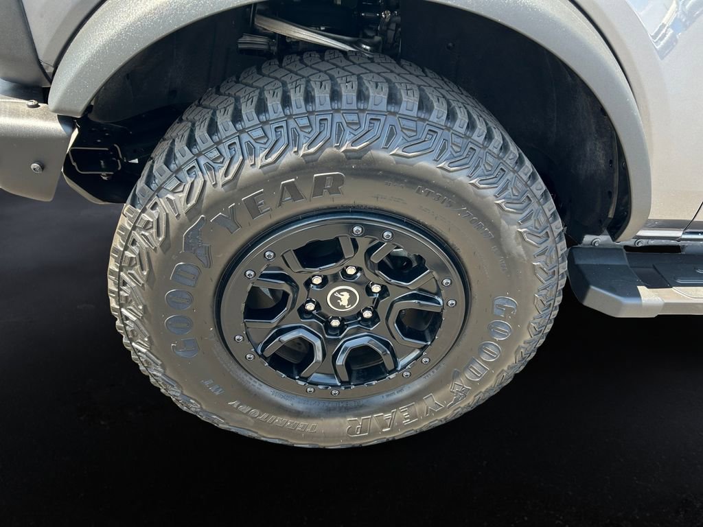 Used 2023 Ford Bronco Wildtrak AWD/4WD image 9
