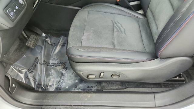 Used 2025 Chevrolet Blazer EV RS image 34