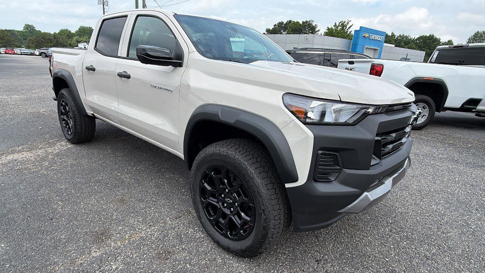 New 2026 Chevrolet Colorado Trail Boss AWD/4WD image 3