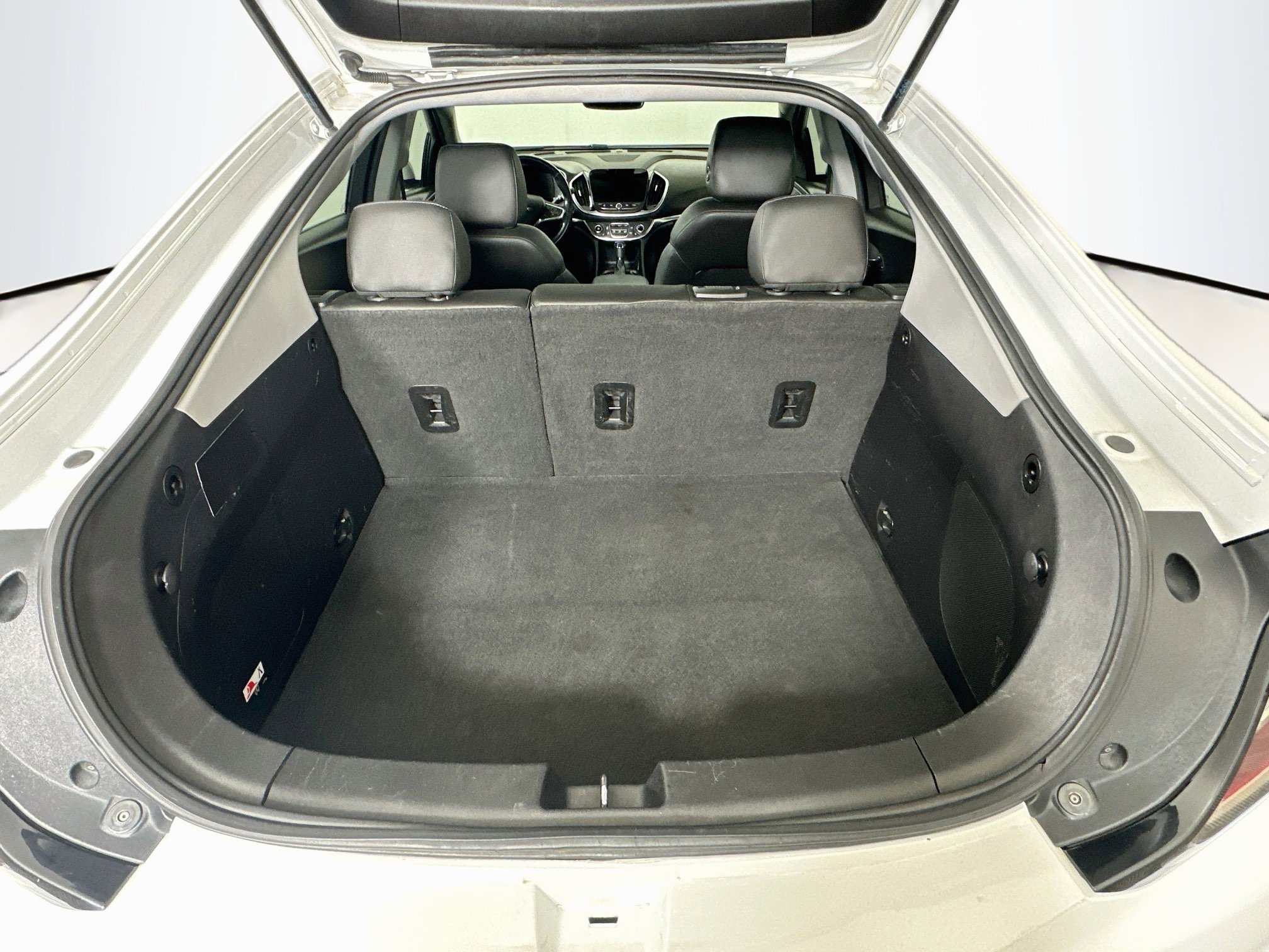 Used 2019 Chevrolet Volt Premier w/ Driver Confidence II Package FWD image 29