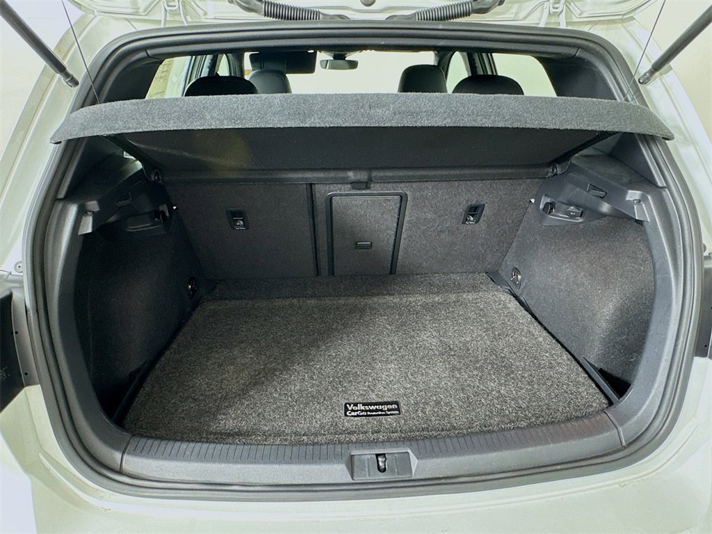 Used 2019 Volkswagen Golf R 4-Door image 26