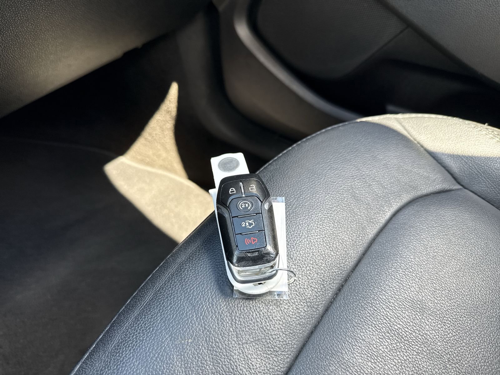 Used 2017 Ford Explorer XLT w/ Equipment Group 202A image 40