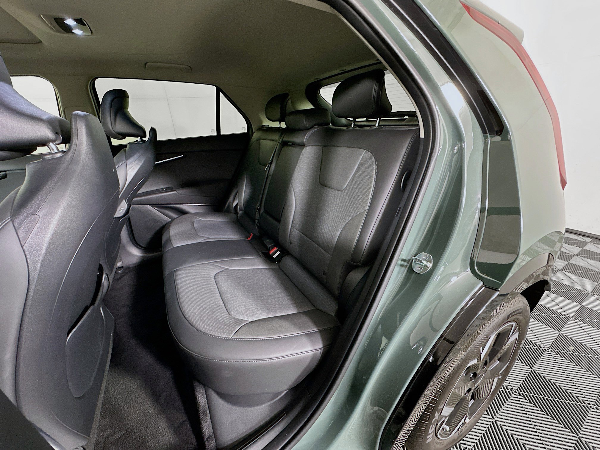 Used 2024 Kia Niro Wave image 26