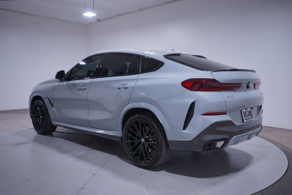 Used 2024 BMW X6 xDrive40i w/ Executive Package image 3