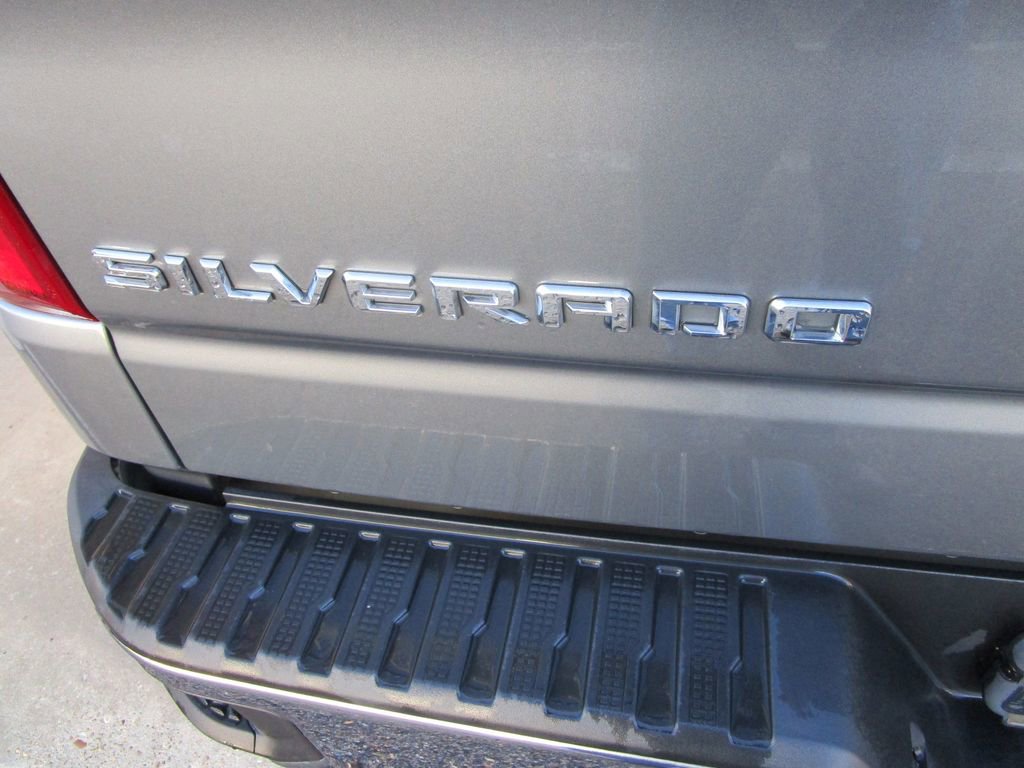 Used 2019 Chevrolet Silverado 1500 LTZ image 14