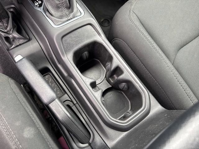 Used 2022 Jeep Wrangler Willys AWD/4WD image 27