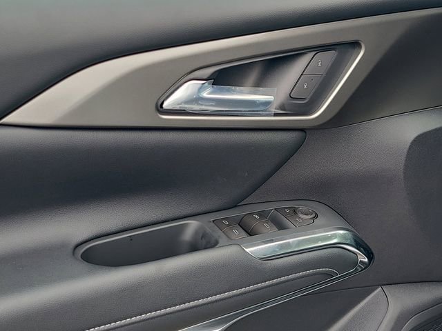 New 2026 Chevrolet Traverse LT w/ Midnight/Sport Edition FWD image 21