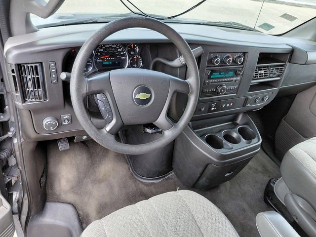 Used 2016 Chevrolet Express 3500 LT w/ LT Preferred Equipment Group image 10