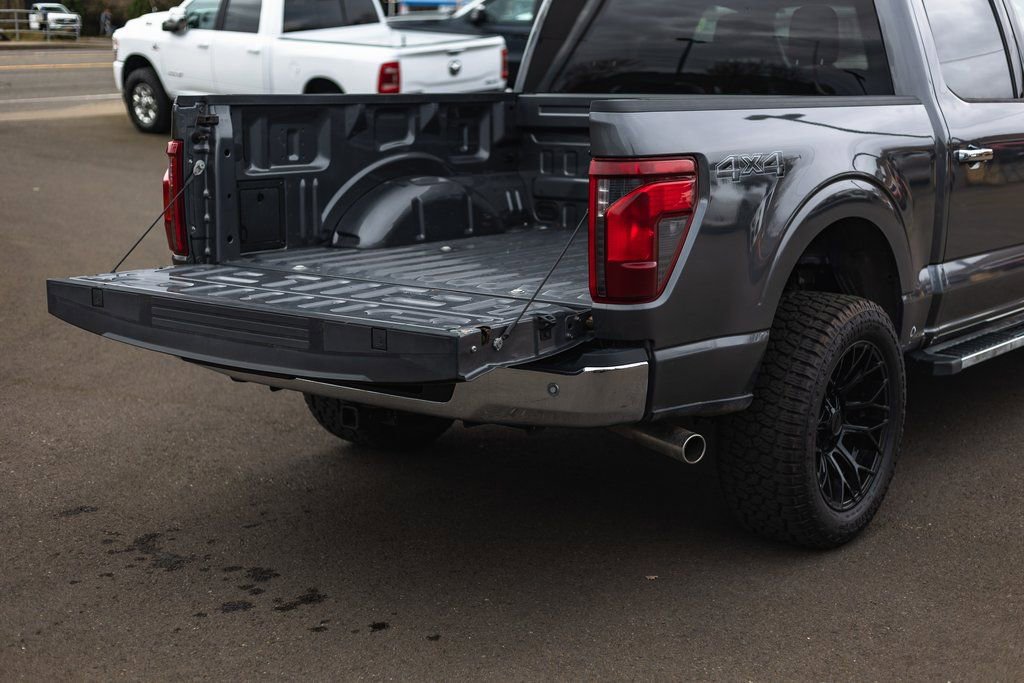 Used 2024 Ford F150 XLT AWD/4WD image 8