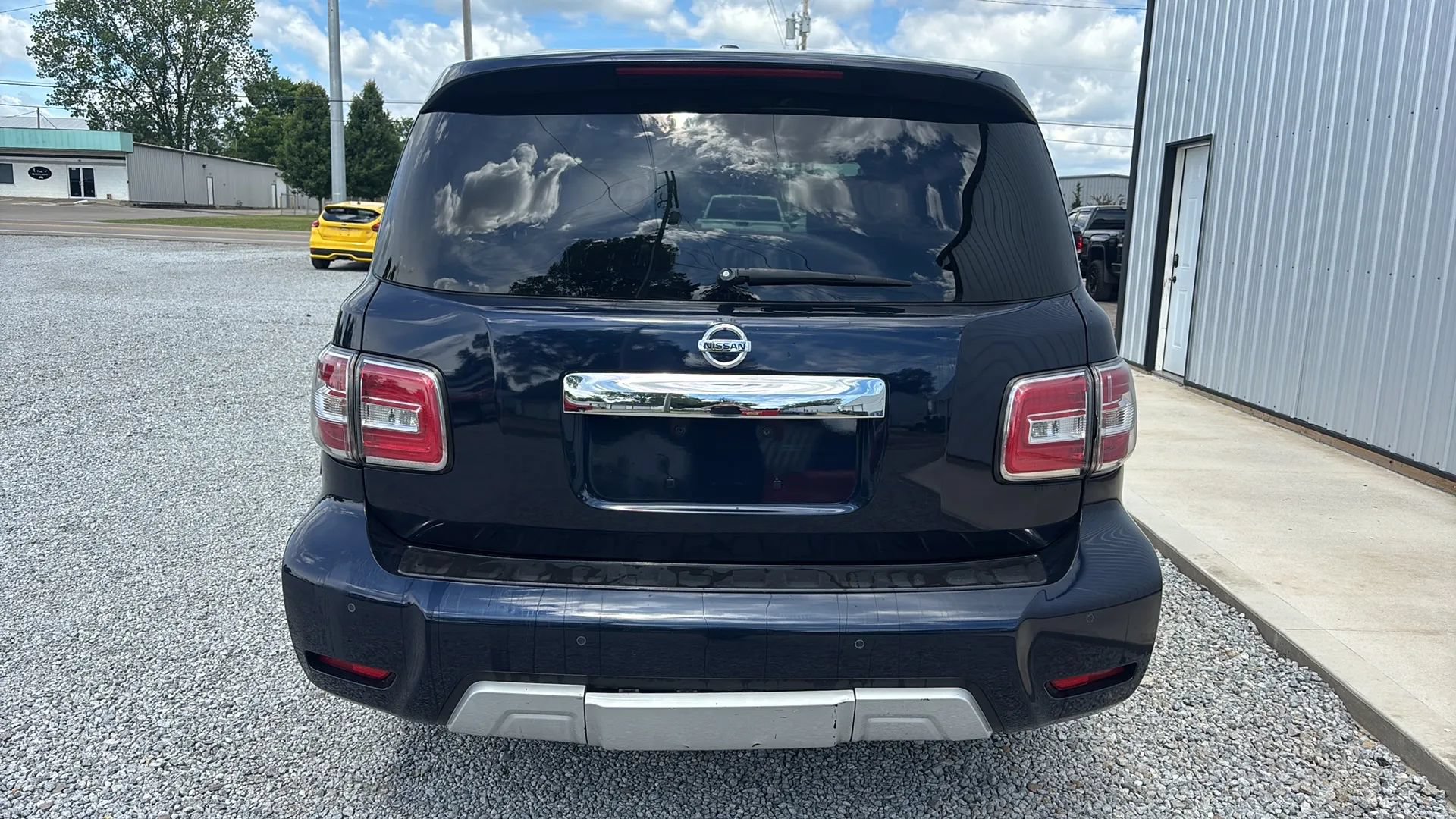 Used 2018 Nissan Armada Platinum w/ Captain Seat Package AWD/4WD image 4