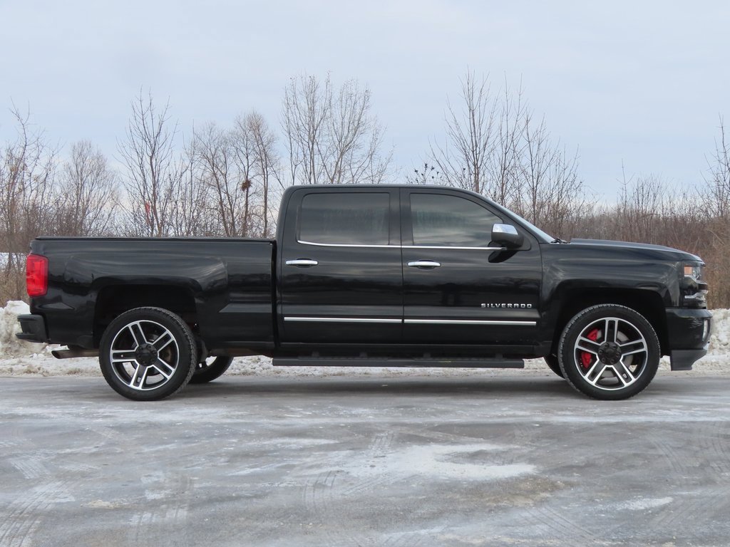 Used 2018 Chevrolet Silverado 1500 LTZ Z71 image 2