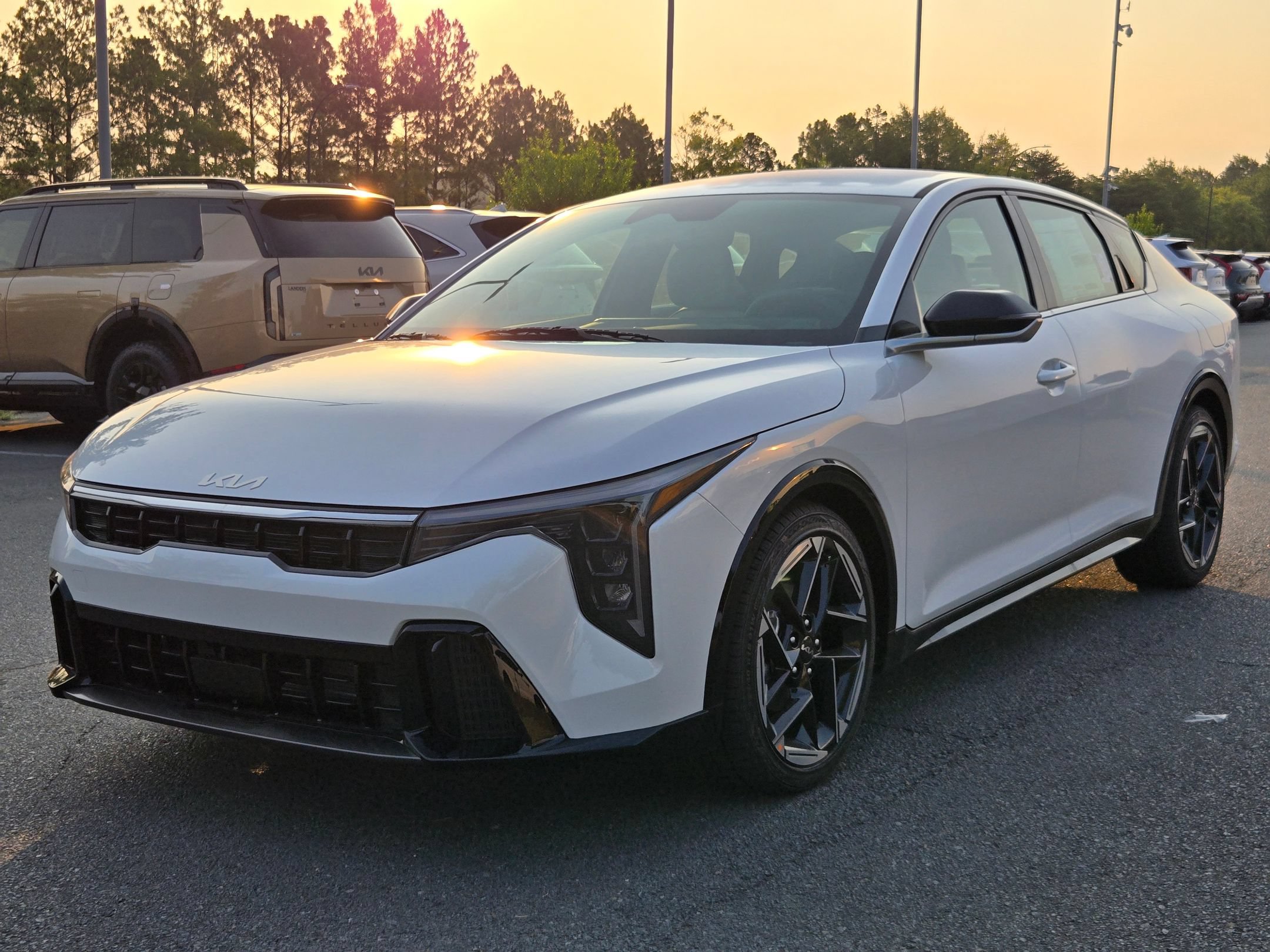 New 2026 Kia K4 EX FWD image 3
