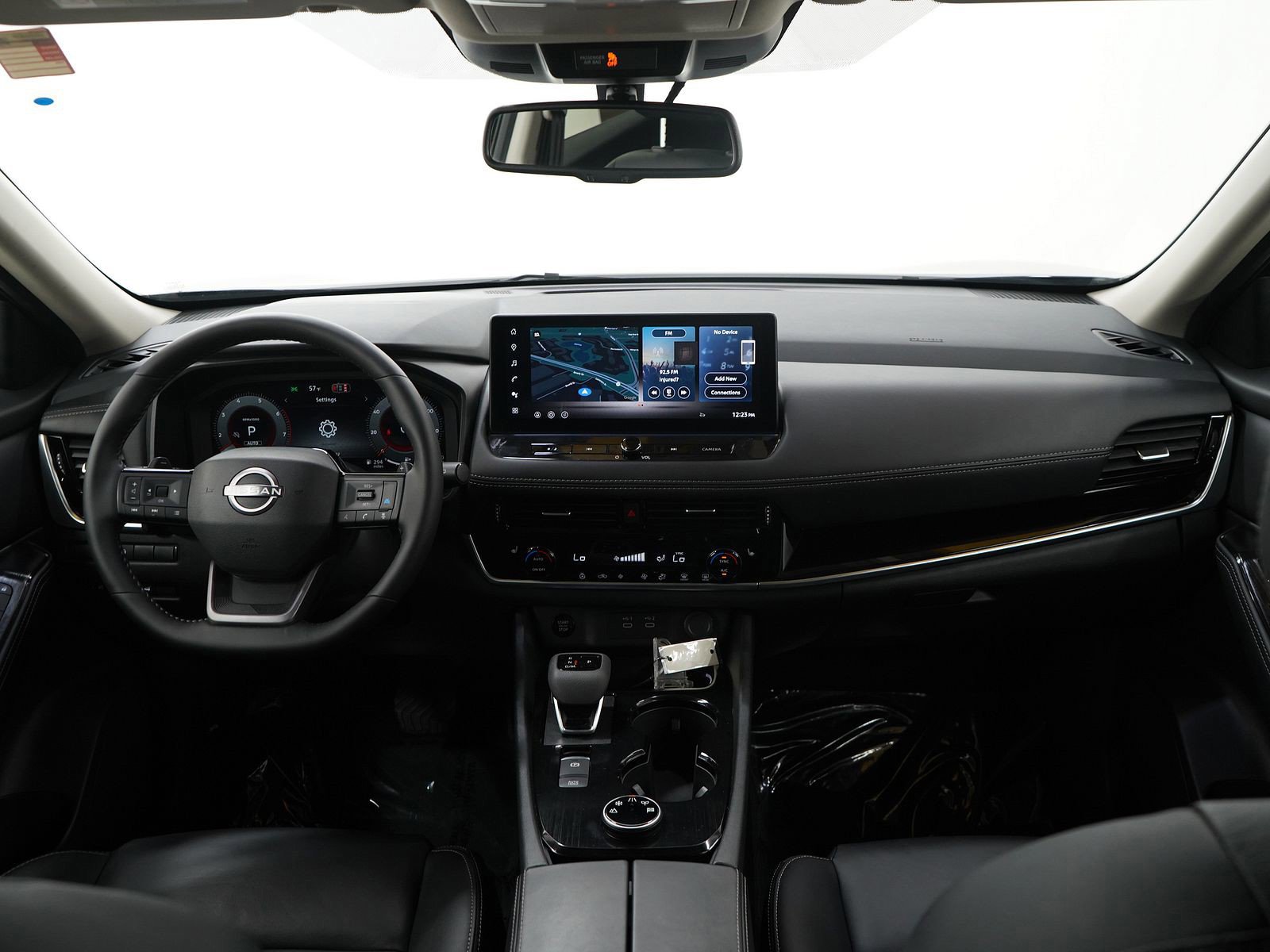 Used 2026 Nissan Rogue SL AWD/4WD image 14