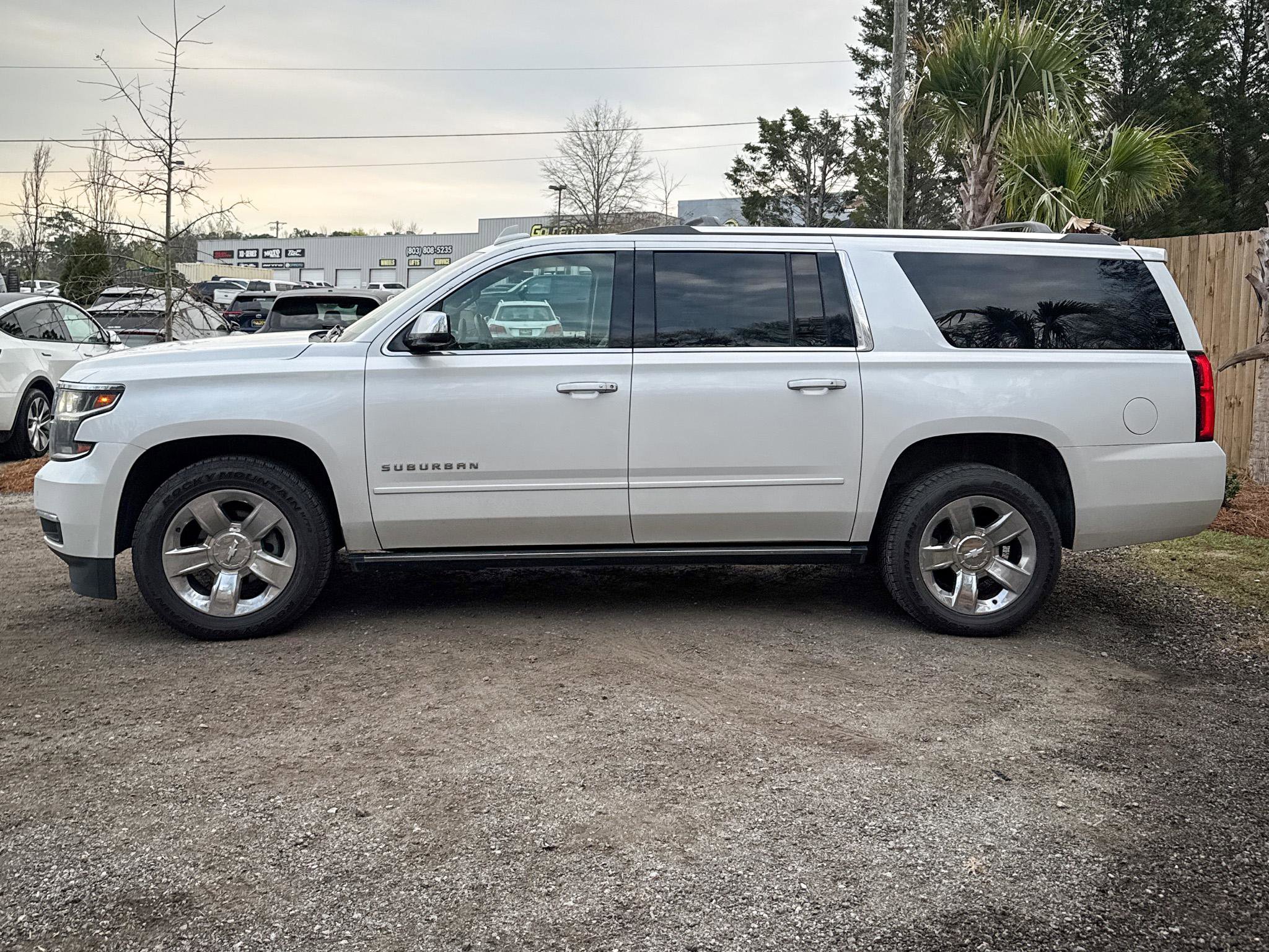 Used 2017 Chevrolet Suburban Premier image 5