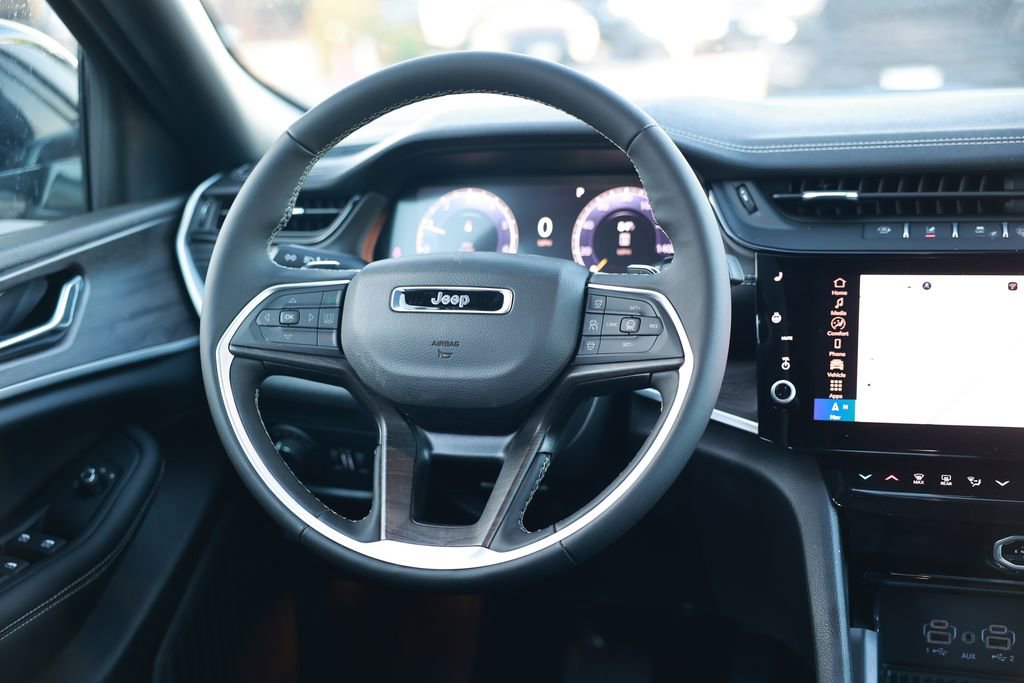 New 2026 Jeep Grand Cherokee Altitude AWD/4WD image 23