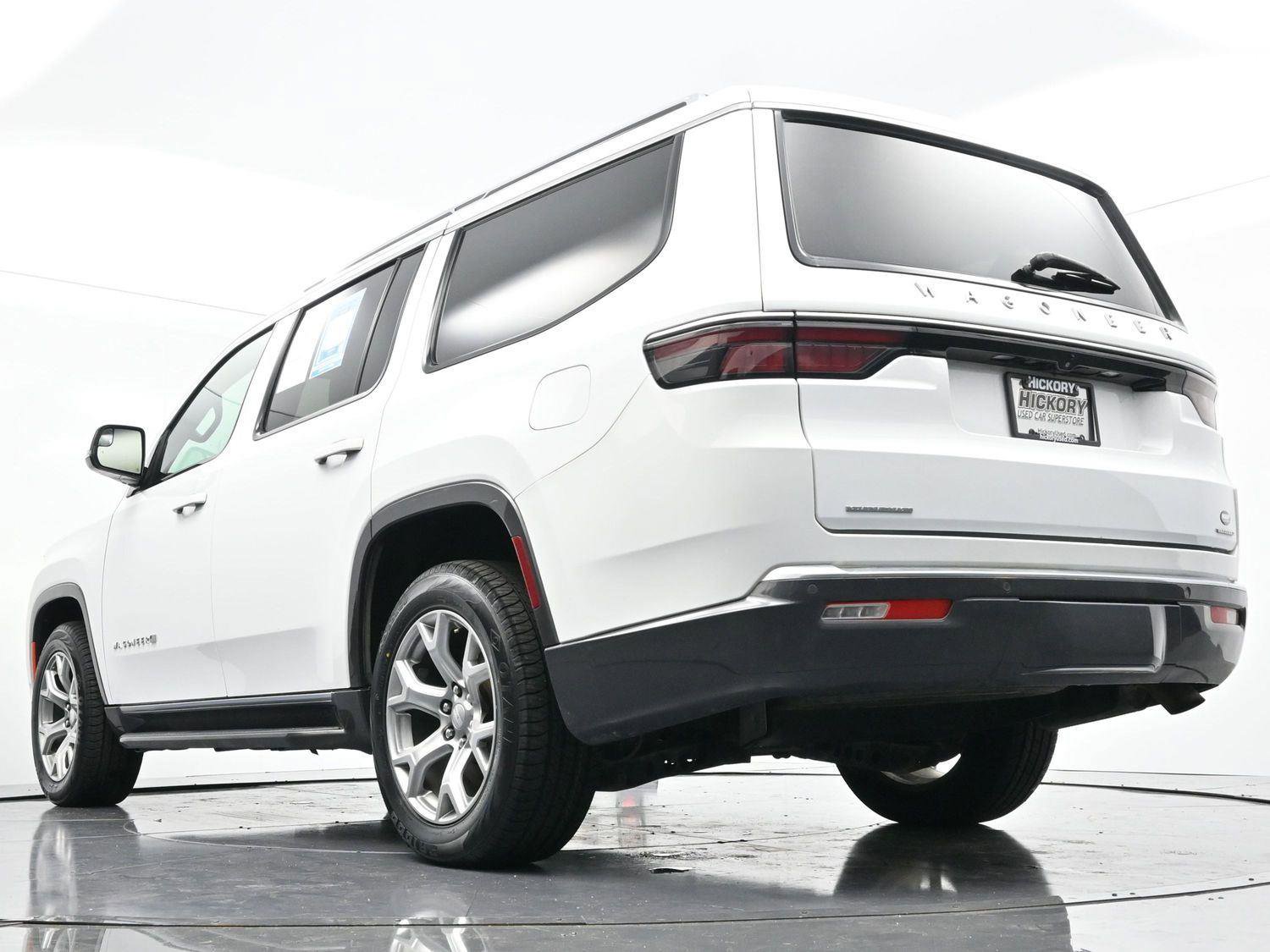 Used 2022 Jeep Wagoneer Series II image 48