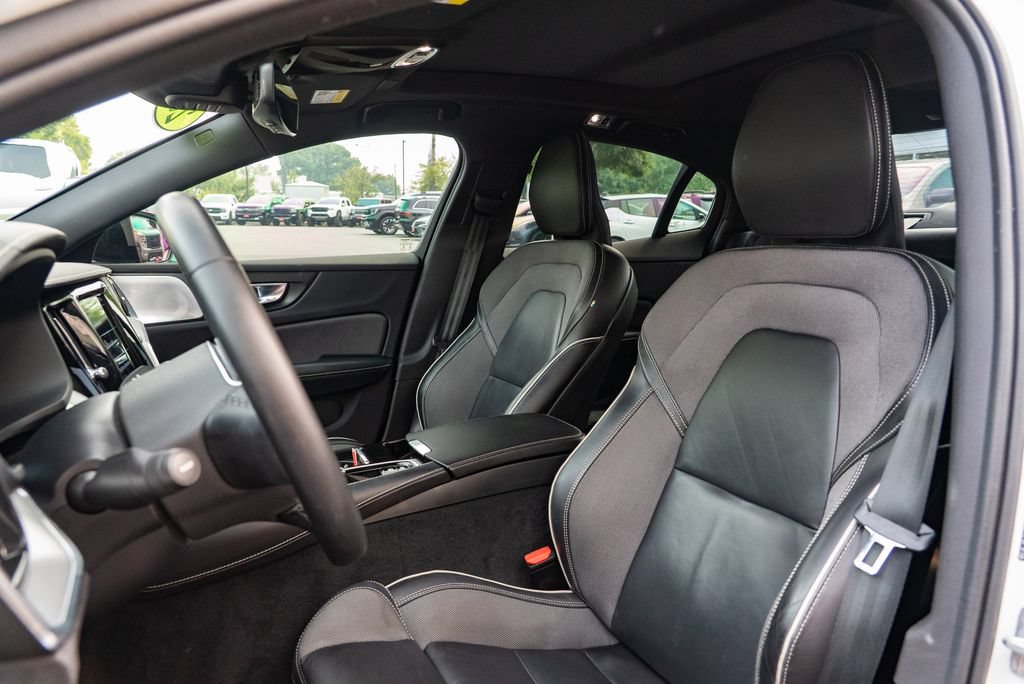 Used 2022 Volvo S60 T8 R-Design w/ Advanced Package AWD/4WD image 22