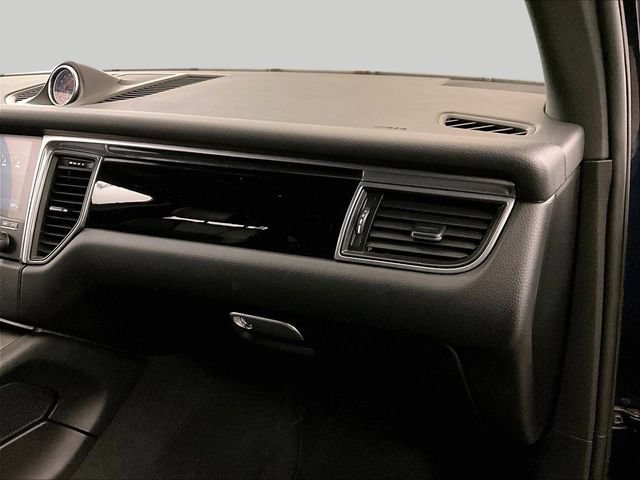 Used 2017 Porsche Macan AWD/4WD image 15
