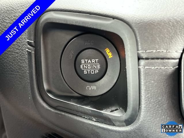 Certified 2025 Jeep Wrangler Unlimited Rubicon AWD/4WD image 34